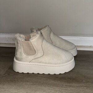 Never worn boutique platform booties